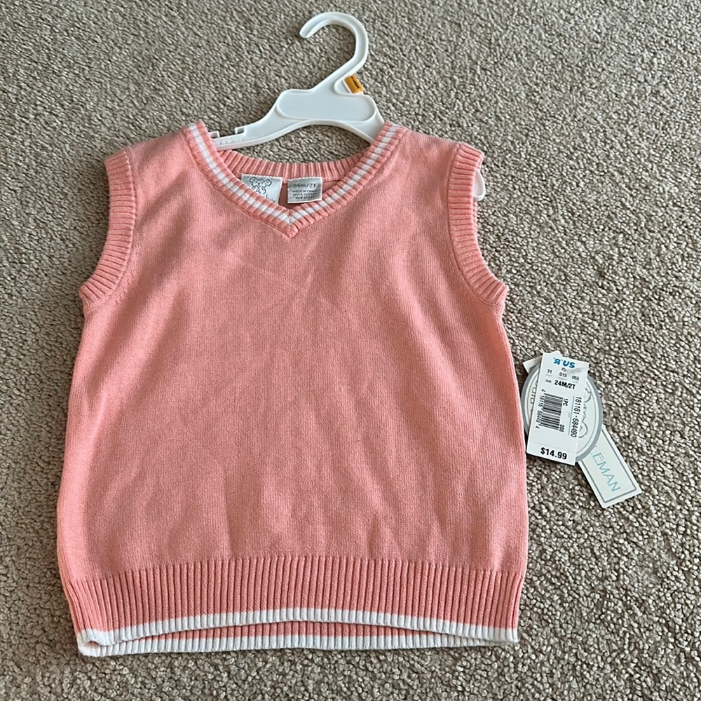 Sweater vest